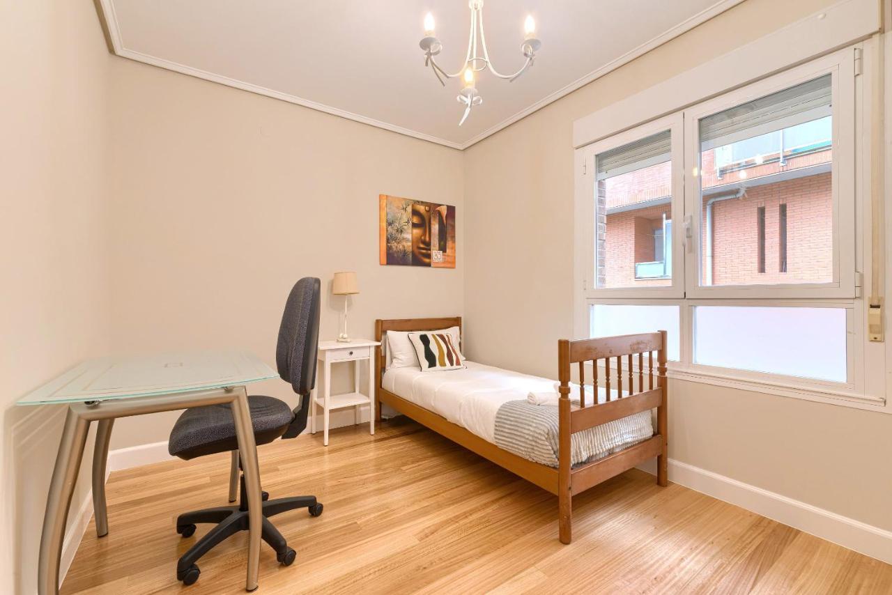Vivienda Turistica Reformada En Zona Residencial Con Garaje Y Wifi Lejlighed Bilbao Eksteriør billede